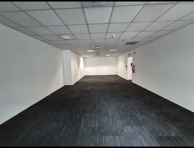 348M² OFFICE TO LET IN SANDTON CENTRAL